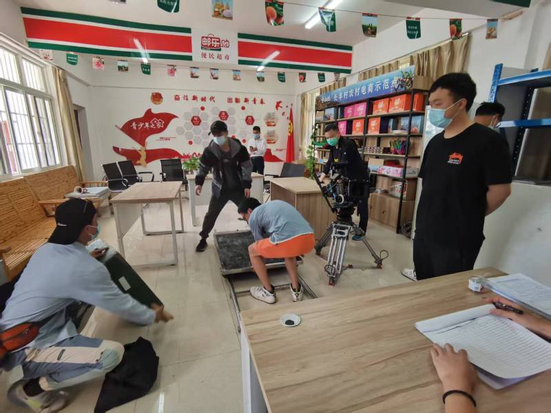 铁西区广告片拍摄公司：极简主义践行者，少即是多的视觉哲学
